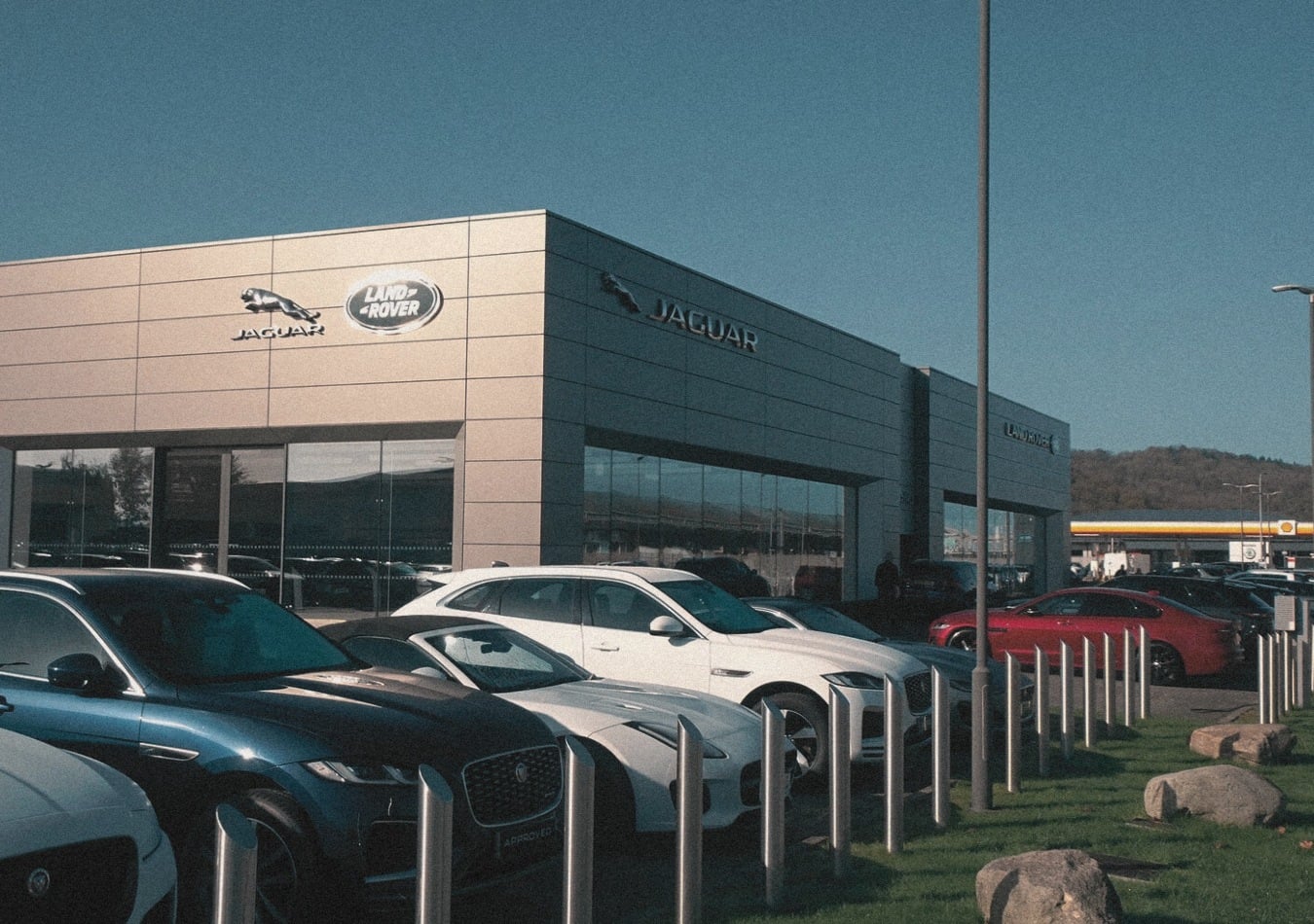 jaguar land rover (jlr) manufacturing units in the UK affected by cyber attack