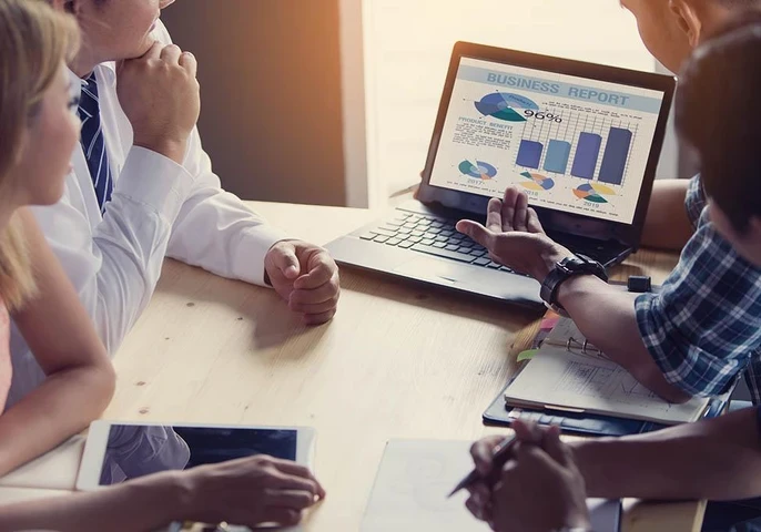 Top 10 independent technology analysts to keep an eye on