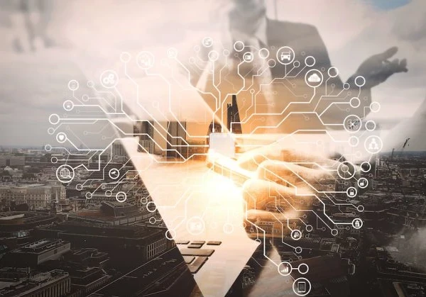 Mindmap line drawing in the shape of the human brain showcasing AI