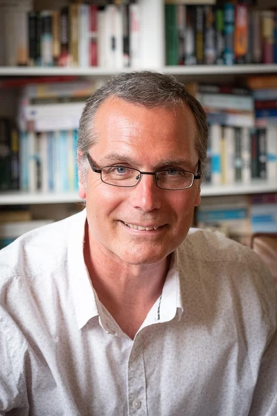 Jon Fielding
